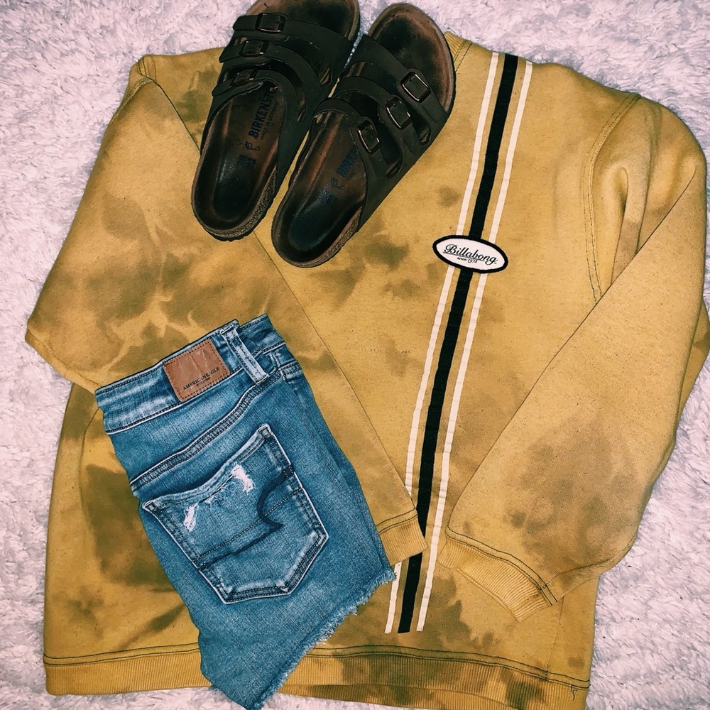 Reverse Tie-Dyed Vintage Billabong Crewneck